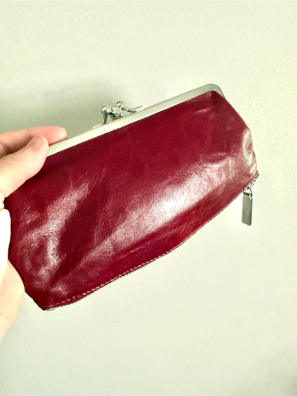 HOBO International Cherry Red Leather Kiss-Lock Clutch Wallet - Picture 5 of 9